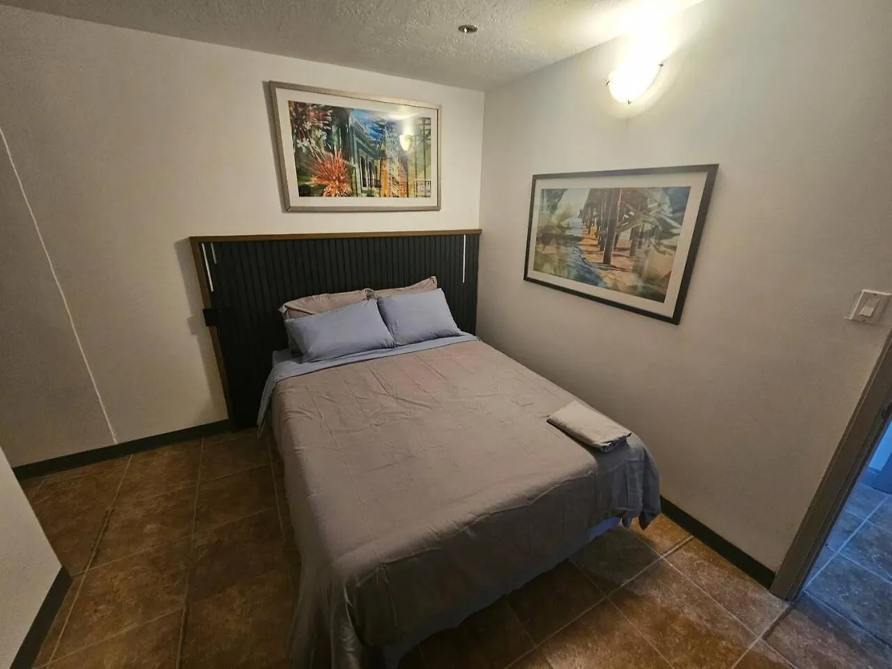 Kontakt z Santurce Studio Near La Placita 9